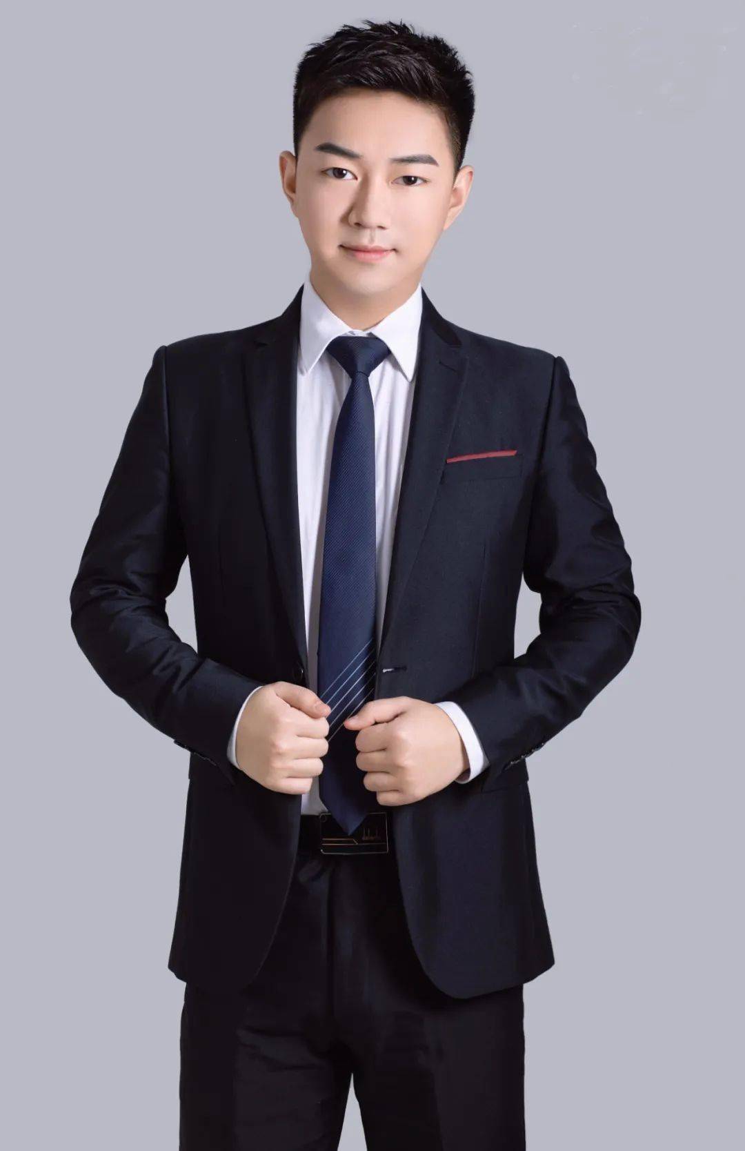 陆知行 视觉与舞美负责人